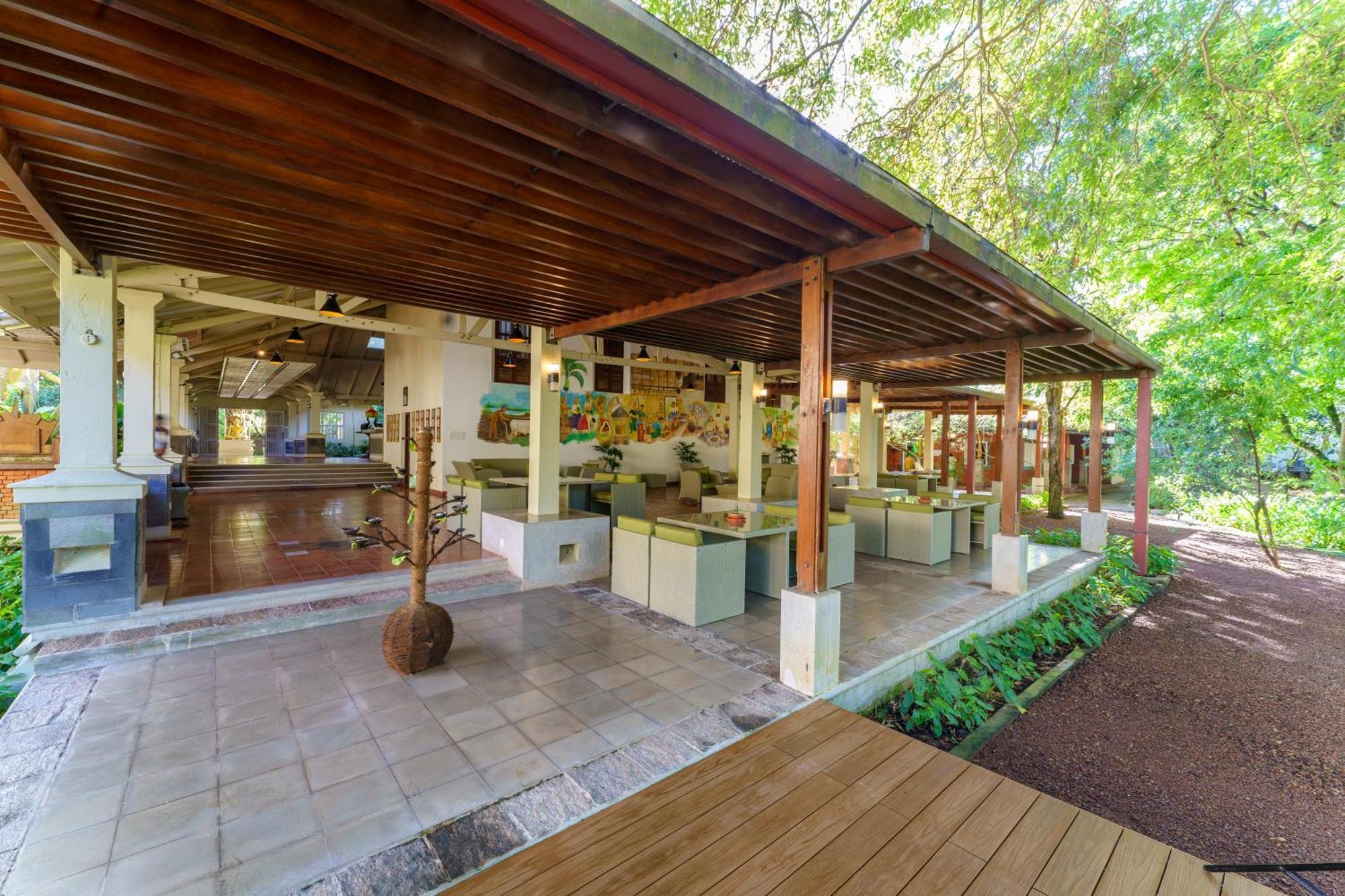 Siddhalepa Ayurveda Resort - All Meals, Ayurveda Treatment And Yoga Wadduwa Zewnętrze zdjęcie