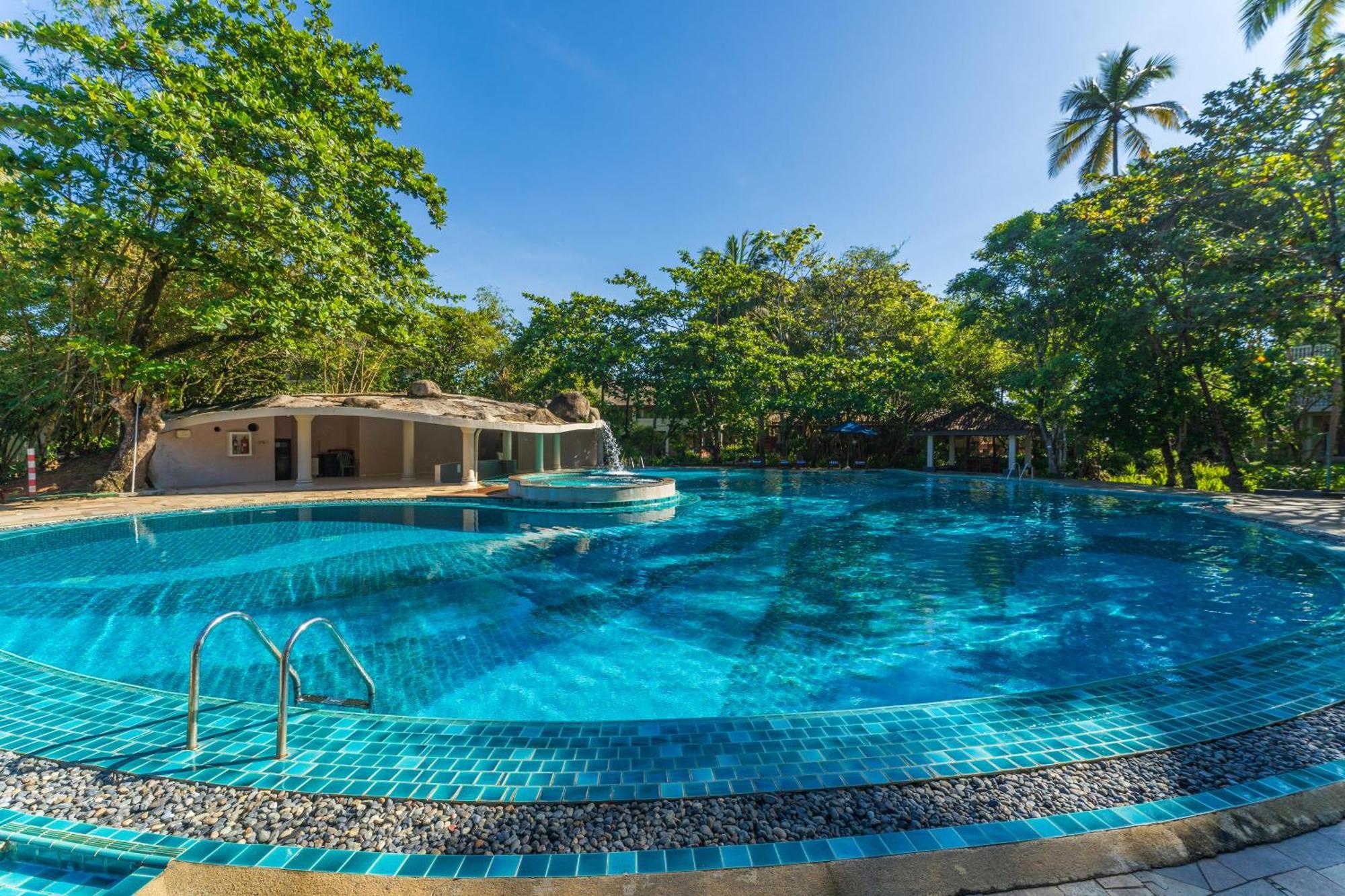 Siddhalepa Ayurveda Resort - All Meals, Ayurveda Treatment And Yoga Wadduwa Zewnętrze zdjęcie